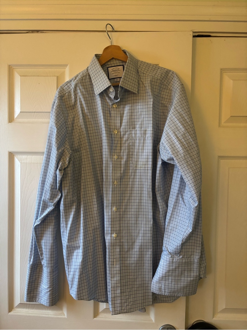 Charles Tyrwhitt Classic Fit Light Blue and White Check Dress Shirt